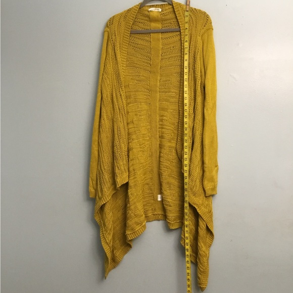 Natori Yellow Cardigan Sweater with Asymmetrical Hem - Picture 6 of 10